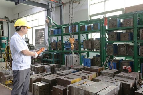 尋找優質模具設計與制造的小家電加工廠指南